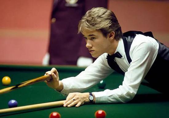 的稳健发展 的稳健发展