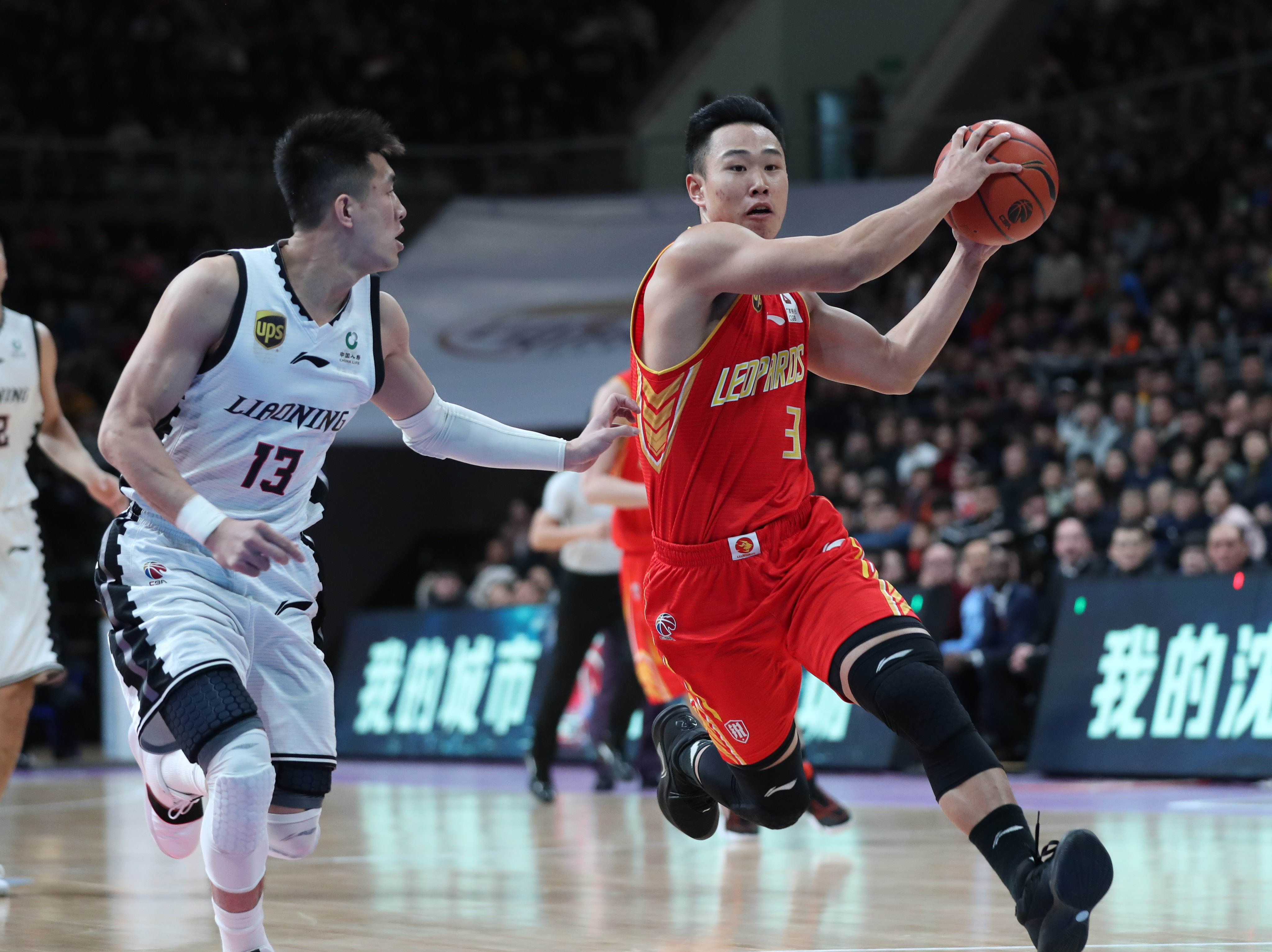 本文围绕 本文围绕